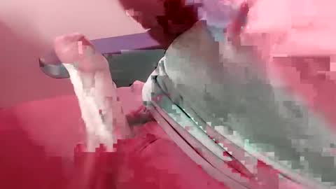 Glove Mad online show from January 12, 10:22 pm