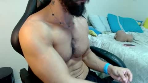 god hunkules online show from February 19, 7:43 pm