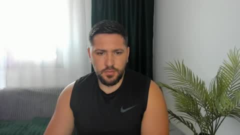 gold_alpha_boy online show from July 15, 7:04 am