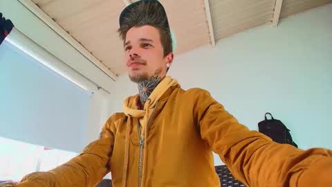 Goldy Loyal93 online show from September 26, 12:25 pm