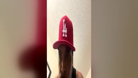 gooddickdude106428 online show from June 16, 11:45 am