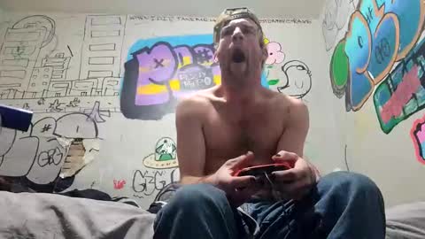 gothboityplz online show from October 30, 7:21 am