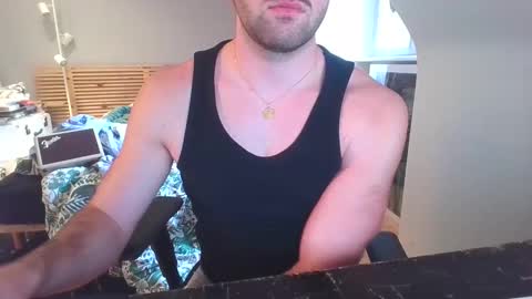 goura2000 online show from March 15, 4:35 pm