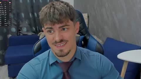 greekgod199 online show from August 8, 11:23 pm