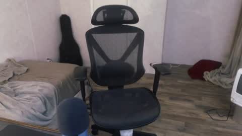 greendynomite_04 online show from July 18, 2:00 pm