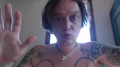 Greenmoon online show from April 27, 11:40 am