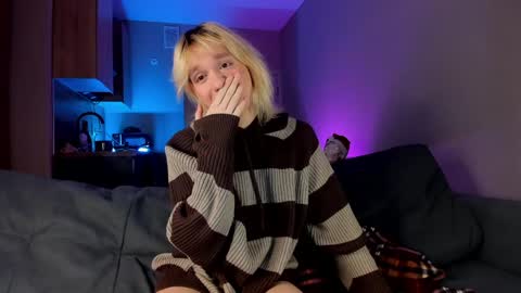 Greg-independent model online show from December 29, 9:41 pm