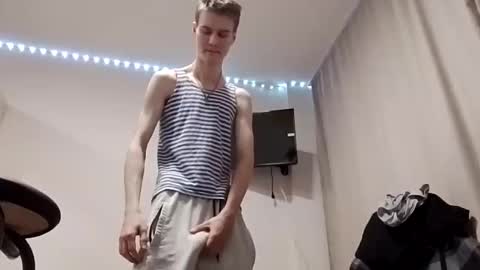 Felix online show from November 21, 8:24 am