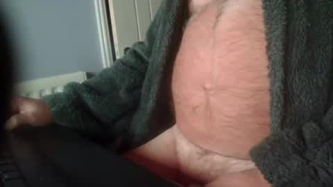 Snapshot of greyfox_6000 chatting on January 9, 12:14 am greyfox_6000 online show from January 9, 12:14 am