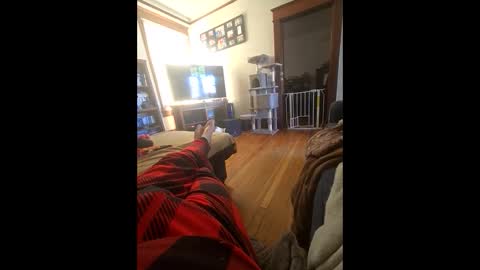 Snapshot of grizzely1975 chatting on February 22, 5:42 pm grizzely1975 online show from February 22, 5:42 pm