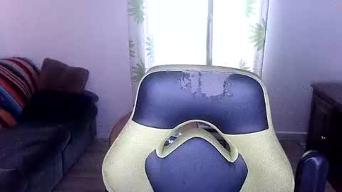 guillaume666286050 online show from August 7, 9:27 am