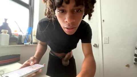 guimaraesconfigurar online show from April 19, 3:11 pm