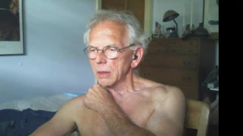 Roy online show from May 31, 7:26 pm