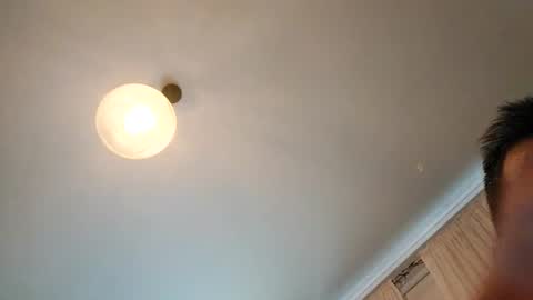 gunnarssonbenni33 online show from June 18, 9:31 pm