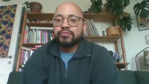 guy_wood15 online show from January 15, 10:30 am