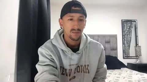 karim online show from February 3, 9:36 am