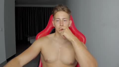 Oliver online show from October 22, 8:45 pm