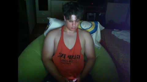 gymguy0505 online show from June 1, 8:31 pm
