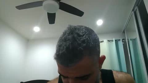 h0nest84 online show from November 15, 6:59 am