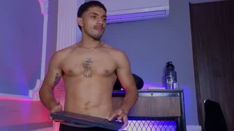 HADEZ online show from January 5, 5:27 pm