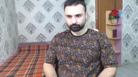 Hairy Tyler online show from December 28, 1:39 am