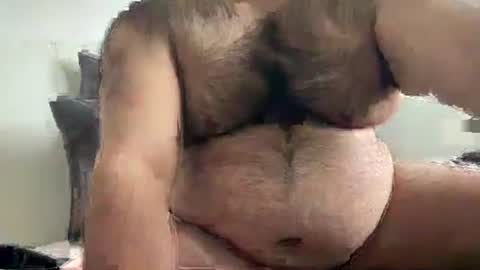 hairyaussie00 online show from June 9, 2:24 am