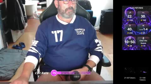 hairyfred73 online show from October 6, 12:43 pm