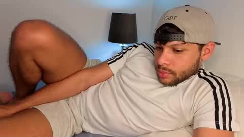 Independent       model  online show from October 30, 2:24 am