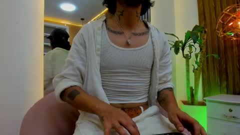 Hal Steed online show from April 11, 8:23 pm