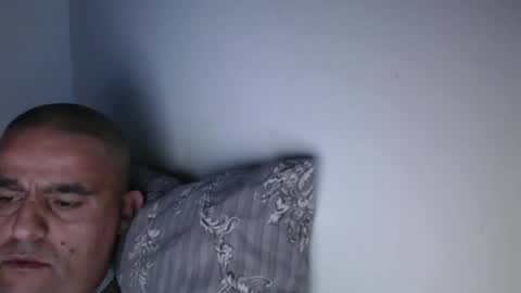 Snapshot of haled_77 chatting on January 4, 4:33 am haled_77 online show from January 4, 4:33 am