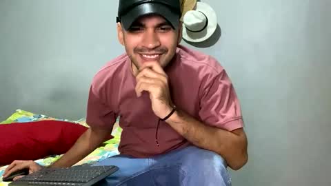 hamiltong12 online show from November 25, 5:31 am