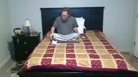 hammerthatthang73 online show from April 8, 6:57 am