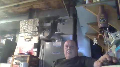 naked man online show from June 7, 3:46 am