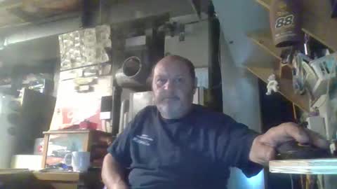 naked man online show from May 23, 2:33 pm