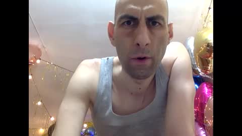 HandsomeAlfie online show from March 7, 2:09 am