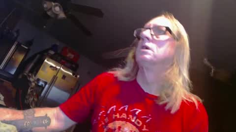 Handystudman online show from February 9, 5:33 pm