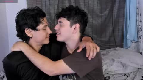 hans and andres online show from December 4, 10:50 pm