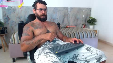 hanz_col online show from March 30, 5:14 pm