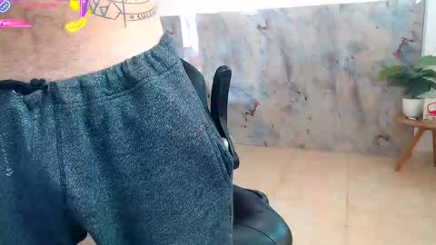 hanz_col online show from October 31, 12:08 pm