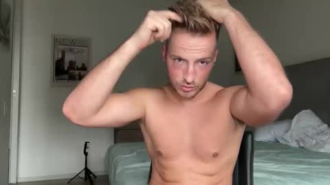 Snapshot of hanzlagerfelt chatting on October 1, 7:29 pm hanzlagerfelt online show from October 1, 7:29 pm