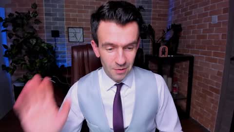 Steve online show from December 17, 1:05 pm