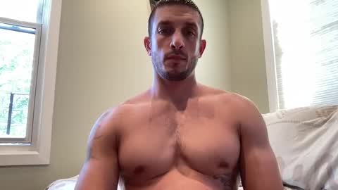 hard_runner_ online show from October 6, 3:06 pm