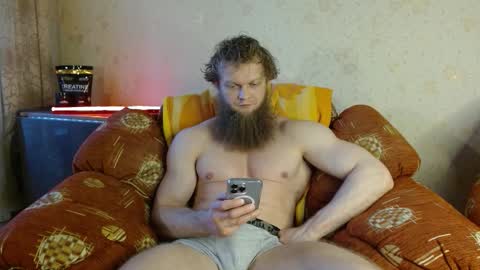 Valentino Hard online show from March 10, 6:30 am