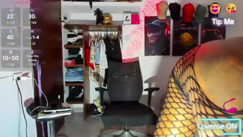 hardboy_latin online show from November 9, 2:04 am