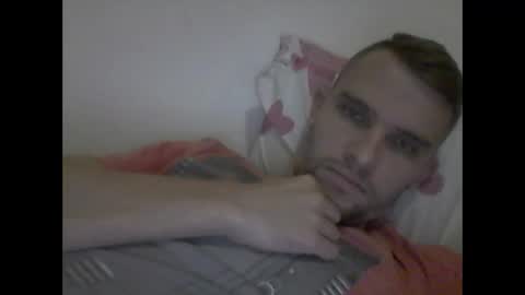 Snapshot of hardboylovemilfmoom chatting on October 5, 4:55 pm hardboylovemilfmoom online show from October 5, 4:55 pm