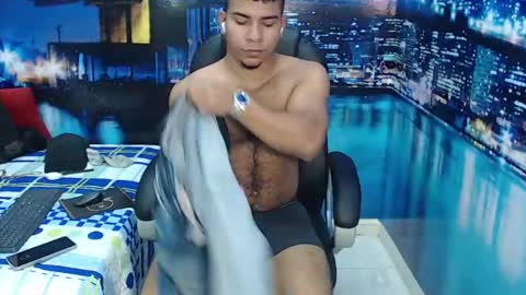 Alvaro Herrera online show from December 11, 4:05 pm