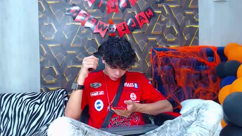 Harry online show from October 25, 10:11 pm