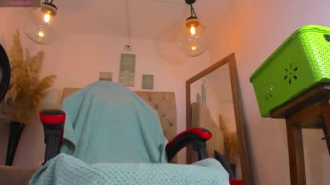 HATHOR OLD online show from November 26, 12:57 am