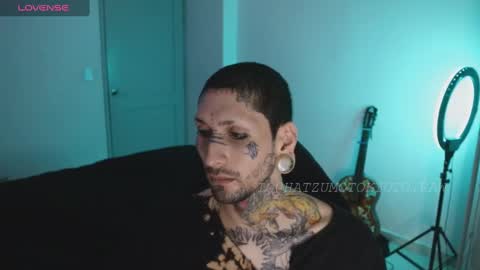 Snapshot of hatsumotokyoto chatting on October 9, 4:39 am More content   2   online show from October 9, 4:39 am