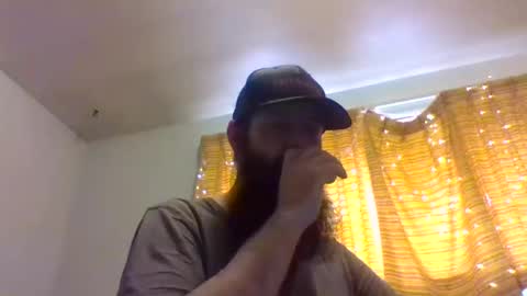 Snapshot of hawktalon007 chatting on March 9, 9:25 pm Robert online show from March 9, 9:25 pm